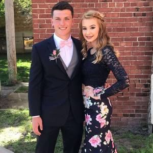 Meet your Posher, Hunter